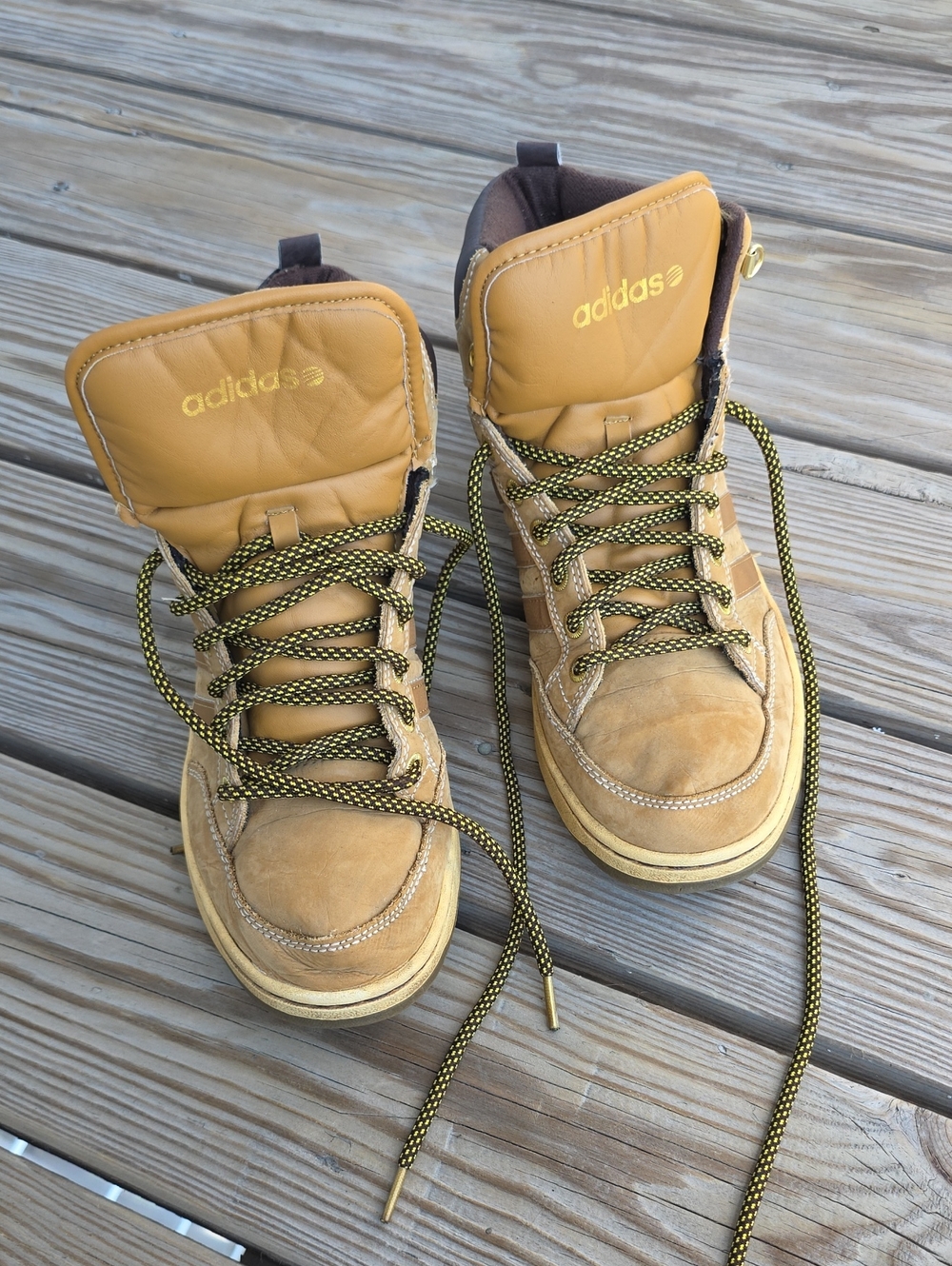adidas Men’s Tan/Brown High-Top Casual Boots